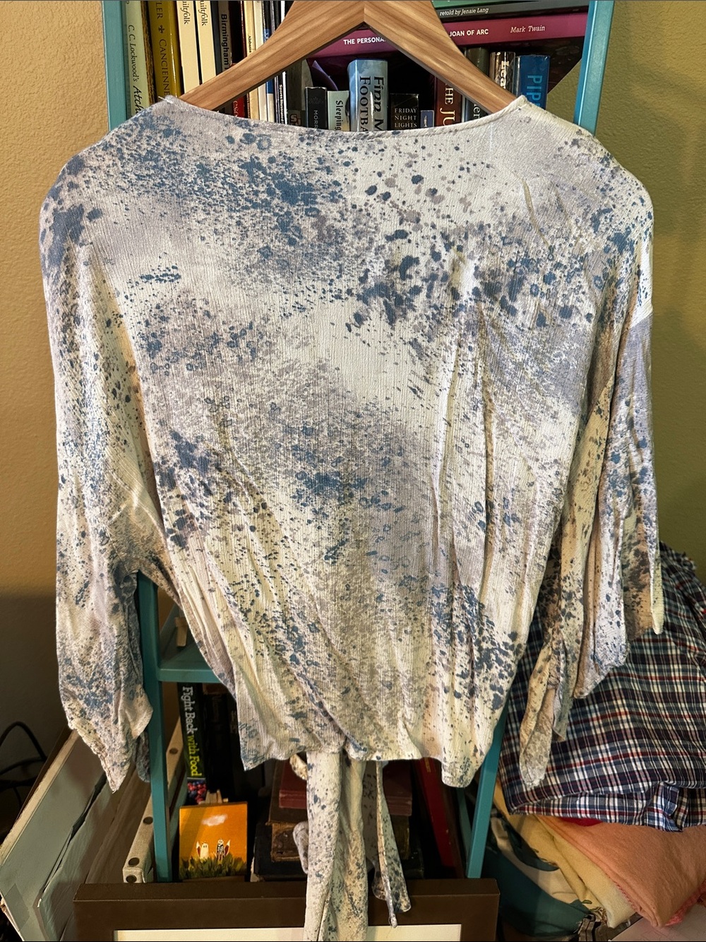 Final Touch Blue and Lilac Speckled Tie-Front Top - Picture 8 of 10